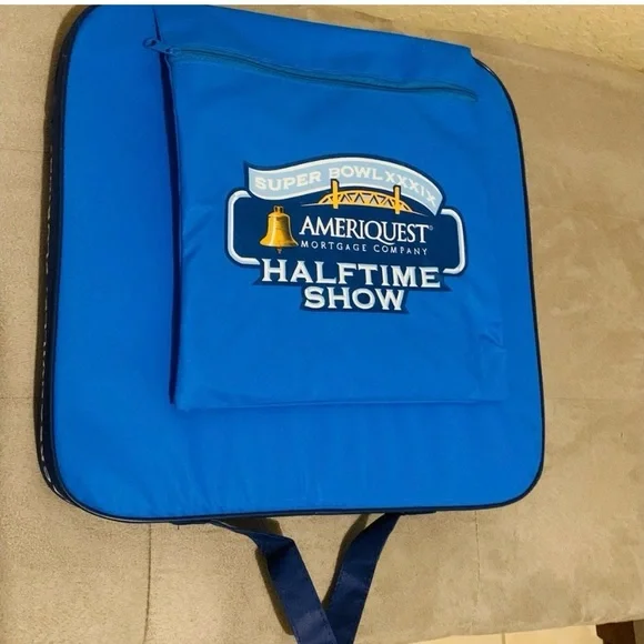 VTG NFL (4) ITEMS SUPERBOWL XXXIX BUNDLE OFFICIAL TEE, PROGRAM,SEAT PAD & RADIO - Picture 11 of 16